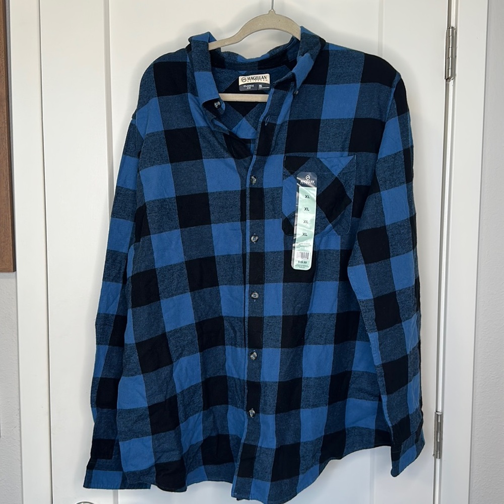 BRAND NEW XL Magellan Outdoor Blue Buffalo Flannel Classic Fit